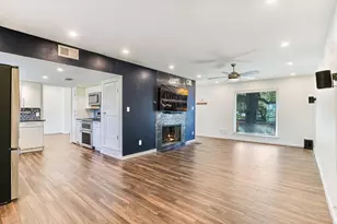 7105 Meadowood Dr, Austin, TX 78723 - Photo 8