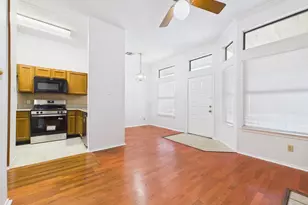 2802 Nueces St, Austin, TX 78705 - Photo 2