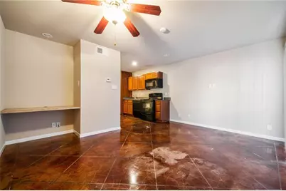 301 W 38th Street #205, Austin, TX 78705 - Photo 8