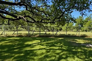 2804 Live Oak St, Round Rock, TX 78681 - Photo 4