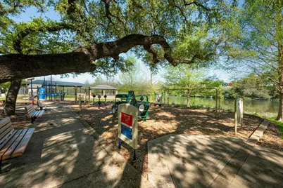 615 Pecan Avenue, Round Rock, TX 78664 - Photo 18