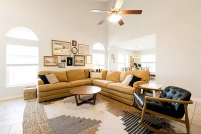 361 Creekview Way, New Braunfels, TX 78130 - Photo 4