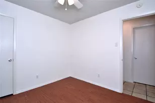 3839 Dry Creek Dr, Austin, TX 78731 - Photo 10