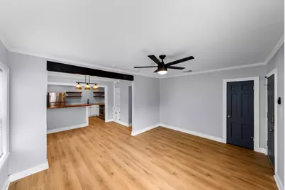 1627 W Thorain Boulevard, San Antonio, TX 78201 - Photo 8