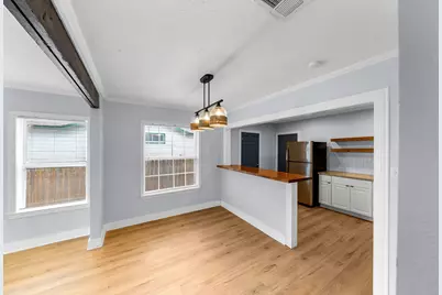 1627 W Thorain Boulevard, San Antonio, TX 78201 - Photo 10
