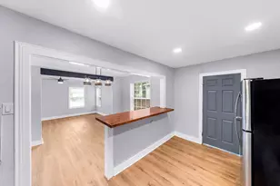 1627 W Thorain Blvd, San Antonio, TX 78201 - Photo 16