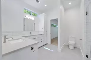 2004 Winsted Ln, Austin, TX 78703 - Photo 8