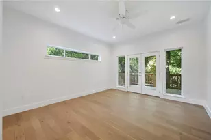 2004 Winsted Ln, Austin, TX 78703 - Photo 6