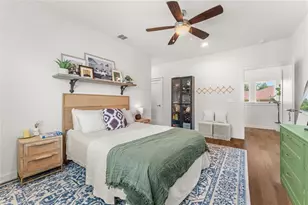 6800 Menchaca Rd, Austin, TX 78745 - Photo 12