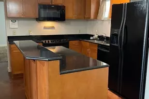 711 W 26th St, Austin, TX 78705 - Photo 2