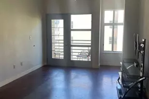 711 W 26th St, Austin, TX 78705 - Photo 8