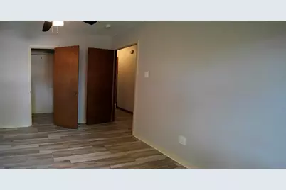 1418 NE 7th Street, Smithville, TX 78957 - Photo 12