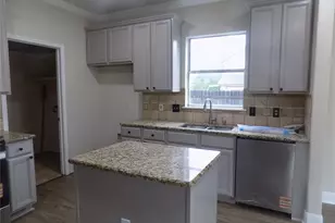 301 Thunderbay Dr, Georgetown, TX 78626 - Photo 14