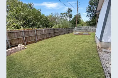 4419 Quicksilver Boulevard, Austin, TX 78744 - Photo 24