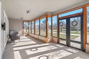 1158 W County Road 415, Lexington, TX 78947 - Photo 2