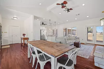 1158 W County Road 415, Lexington, TX 78947 - Photo 6