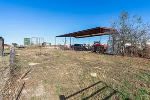 1158 W County Road 415, Lexington, TX 78947 - Photo 30