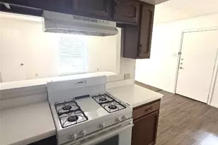 109 Smith Ln, San Marcos, TX 78666 - Photo 4