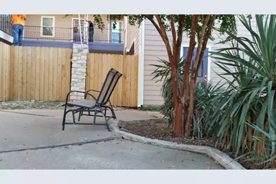 2414 Longview Street #210, Austin, TX 78705 - Photo 12