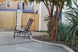 2414 Longview St, Austin, TX 78705 - Photo 12