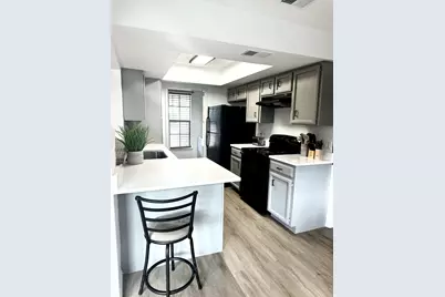 5509 Thunderbird Street #B, Lago Vista, TX 78645 - Photo 4