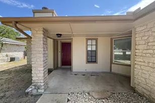 5509 Thunderbird St, Lago Vista, TX 78645 - Photo 2