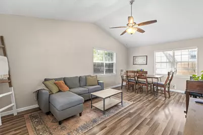 11004 Elm Street, Jonestown, TX 78645 - Photo 4