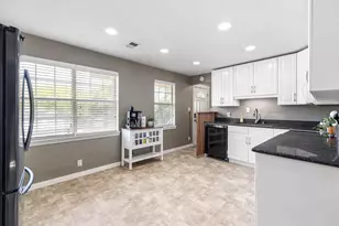 11004 Elm St, Jonestown, TX 78645 - Photo 8