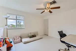 500 Hawthorne Ln, Round Rock, TX 78664 - Photo 18