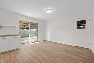 2007 Burbank St, Austin, TX 78757 - Photo 6