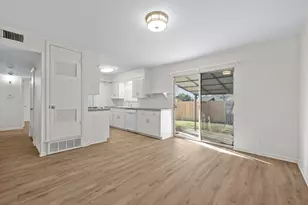 2007 Burbank St, Austin, TX 78757 - Photo 8