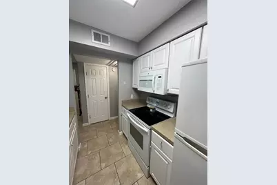 1705 Crossing Place #131, Austin, TX 78741 - Photo 2