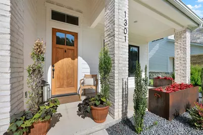1301 West Street, Georgetown, TX 78626 - Photo 4