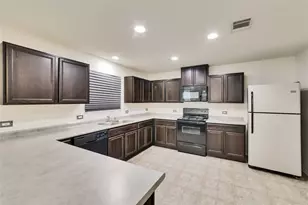 9004 Bird Brook Ln, Austin, TX 78747 - Photo 8