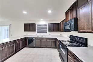 9004 Bird Brook Ln, Austin, TX 78747 - Photo 10