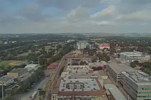 300 Bowie St, Austin, TX 78703 - Photo 14