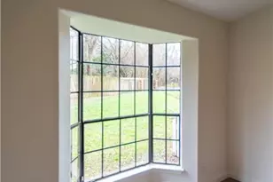 1601 Faro Dr, Austin, TX 78741 - Photo 8