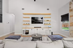 208 Arrezo Ln, Georgetown, TX 78628 - Photo 18