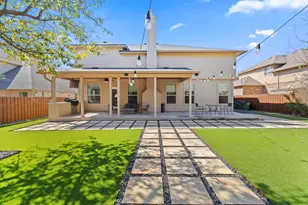 208 Arrezo Ln, Georgetown, TX 78628 - Photo 2