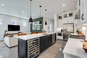 2111 Greenwood Ave, Austin, TX 78723 - Photo 6