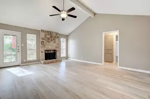 12101 Wander Ln, Austin, TX 78750 - Photo 16