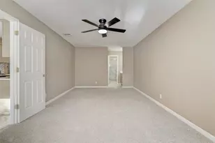 12101 Wander Ln, Austin, TX 78750 - Photo 8