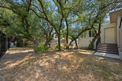 21208 Santa Rosa Avenue, Lago Vista, TX 78645 - Photo 24