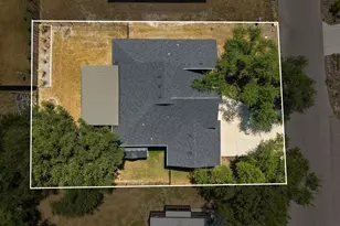 21208 Santa Rosa Ave, Lago Vista, TX 78645 - Photo 2