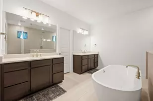 21208 Santa Rosa Ave, Lago Vista, TX 78645 - Photo 18