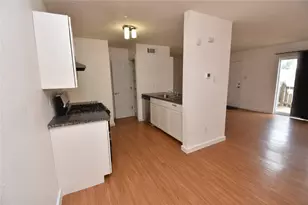 300 E Croslin St, Austin, TX 78752 - Photo 2