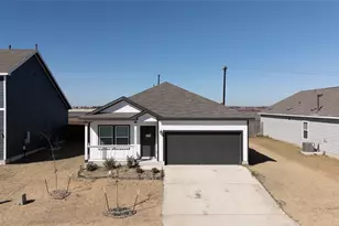 517 Halfmoon Dr, Lockhart, TX 78644 - Photo 1