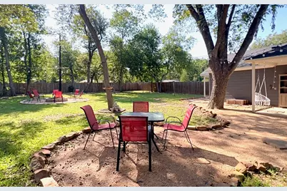 1707 Lexington Street, Taylor, TX 76574 - Photo 2