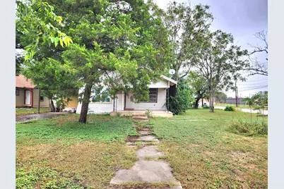 123 E Davis Street, Luling, TX 78648 - Photo 4
