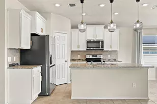 140 Rearden Blvd, Jarrell, TX 76537 - Photo 10